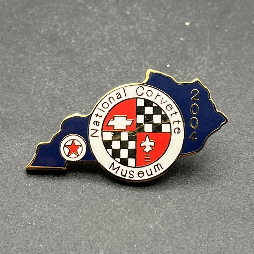 National Corvette Museum Bowling Green Kentucky 2004 Lapel Hat Pin